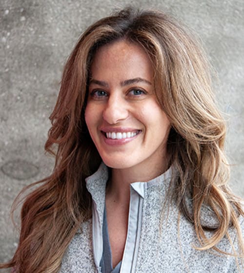 Meet Dr. Devan Sacknoff, Marina del Rey Veterinarian